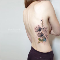 Trash Aquarell Roentgen Magnolie Blumen Tattoo
