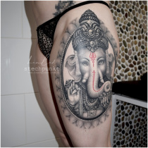Schwarzgrau Ganesha Tattoo