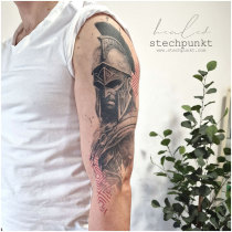 Trash Polka Spartaner Tattoo