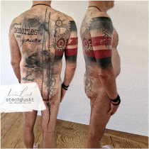 Trash Polka Schaedel Zahnraeder Biber Tattoo