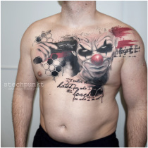 Trash Polka Psycho Clown Waffe Tattoo