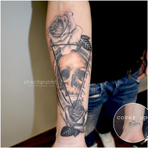 Trash Polka Rosen Schaedel Cover Up Tattoo