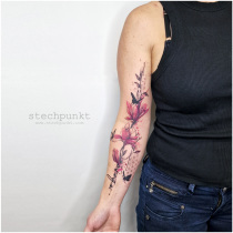 Trash Aquarell Magnolie Tattoo
