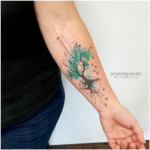 Trash Aquarell Baum Tattoo