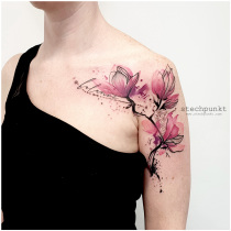 Trash Aquarell Magnolie Tattoo