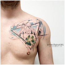 Trash Aquarell Hundepfote Berge Tattoo